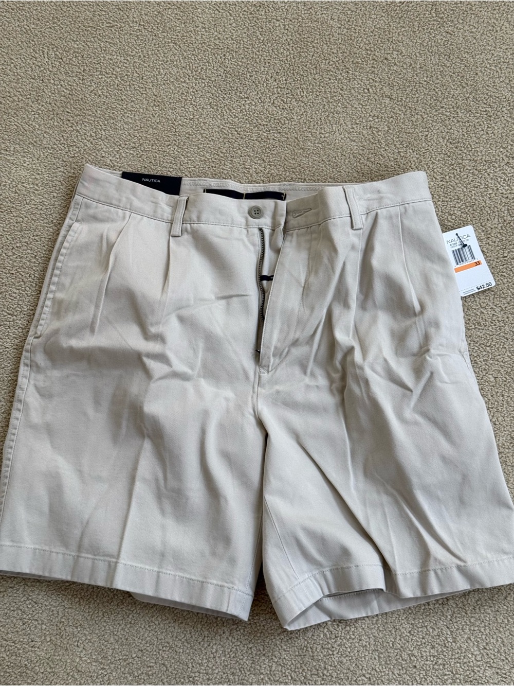 Nautica Men's Pleated Shorts in Light Tan